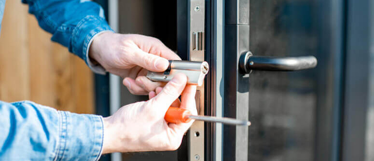Commercial Locksmith Soledad